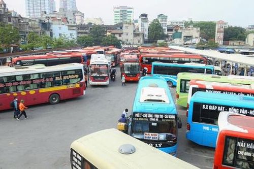 Cân nhắc thời điểm tăng giá dịch vụ xe ra, vào bến tại Hà Nội