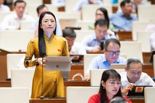 Đề xuất tăng mức xử phạt trước loạt quảng cáo sữa giả, thuốc giả