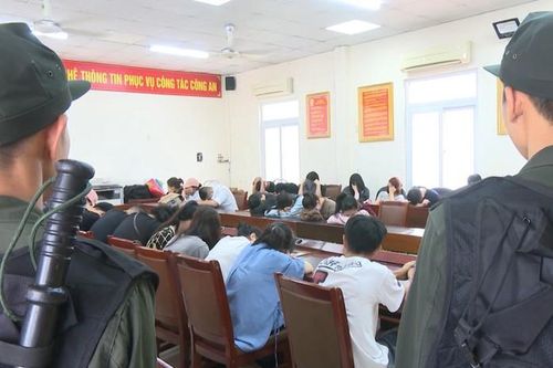 Xóa sổ đường dây lừa đảo dùng hình thức cá cược 'Cắt đá tìm ngọc' chiếm đoạt hàng trăm tỉ đồng