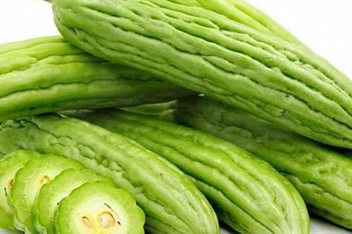 Ai không nên dùng mướp đắng