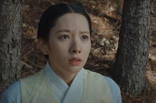 Cung Điện Ma Ám tập 9, 10: Yeo Ri khóc nức nở khi biết sự thật, cầu cứu Gang Cheol