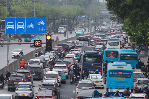 Bộ NN và MT nói rõ về thông tin cấm ôtô đời 2017 vào Hà Nội