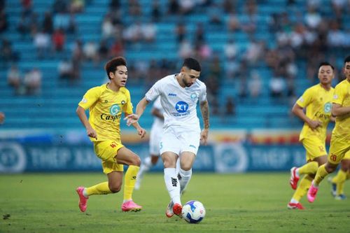 Nam Định thắng trận then chốt, vững vàng trên đường đua vô địch V-League