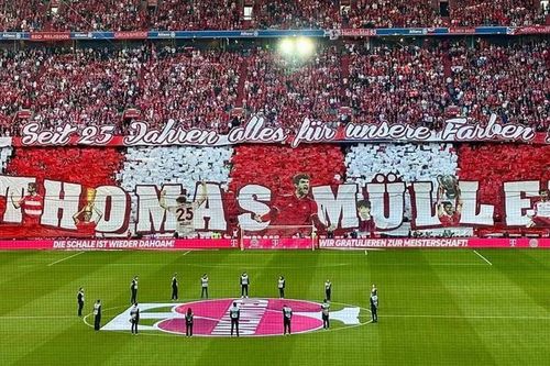 Bayern Munich tri ân huyền thoại Thomas Muller