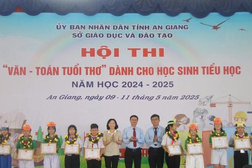 An Giang trao thưởng Hội thi 'Văn – Toán tuổi thơ' dành cho học sinh tiểu học