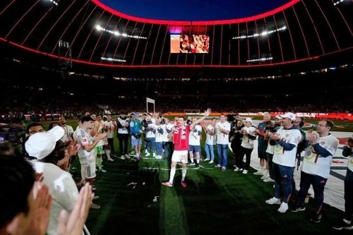 Lời chia tay đầy cảm xúc từ Thomas Müller