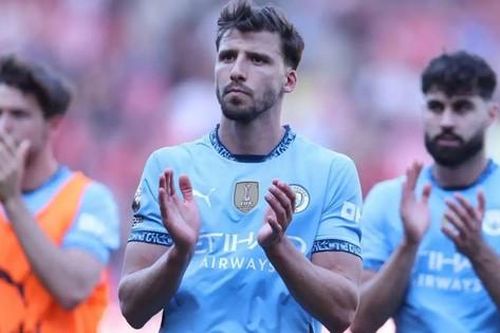 Man City 'giúp' đối thủ tránh kỷ lục CLB tệ nhất lịch sử bằng kết quả sốc
