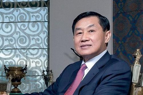 Công ty liên quan 'vua hàng hiệu' Hạnh Nguyễn bán cổ phiếu Sasco