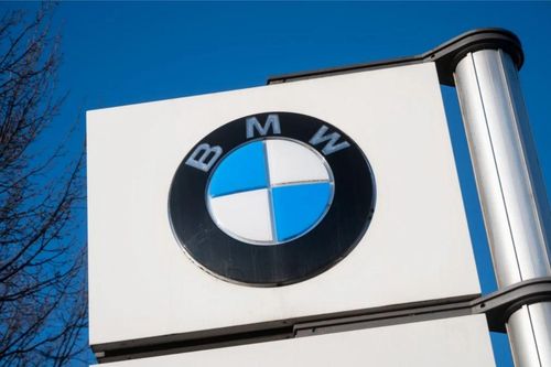 BMW, Toyota, Mercedes-Benz thu hồi gần 70.000 xe