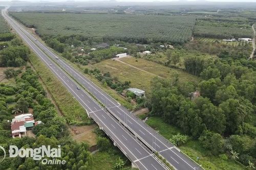 Hoàn thiện các thủ tục để khởi công Dự án Đường cao tốc Dầu Giây - Tân Phú vào ngày 19-5