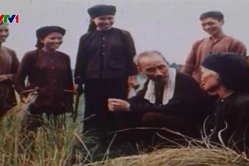 Chủ tịch Hồ Chí Minh - Trọn một đời vì dân