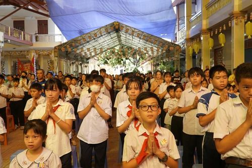 Đồng Nai: Chùa Long Vân tổ chức chương trình Em hướng về Vesak dành cho 500 em học sinh