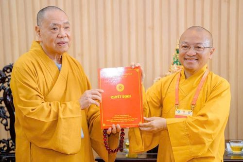 Bổ nhiệm thêm Thượng tọa Thích Nhật Từ, Thượng tọa Thích Trí Chơn làm Phó Văn phòng II T.Ư GHPGVN