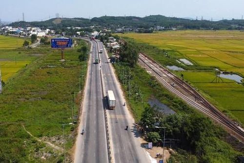 Đề xuất đầu tư 900 tỷ đồng xây tuyến đường sắt nối Dung Quất với đường sắt Bắc - Nam