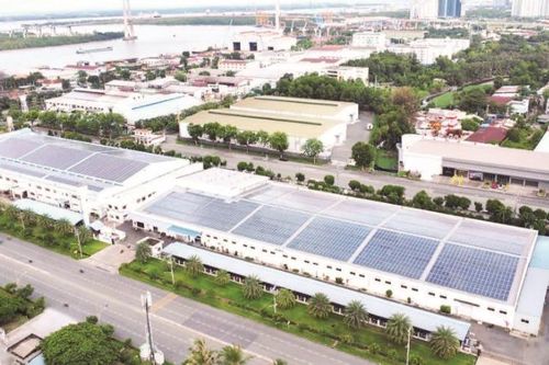 Thu hút đầu tư khu công nghiệp mới, chuyển đổi công nghệ