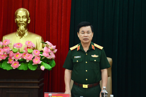 Trung tướng Đỗ Xuân Tụng chủ trì kiểm tra công tác chuẩn bị Đại hội đại biểu Đảng bộ Vùng 4 Hải quân