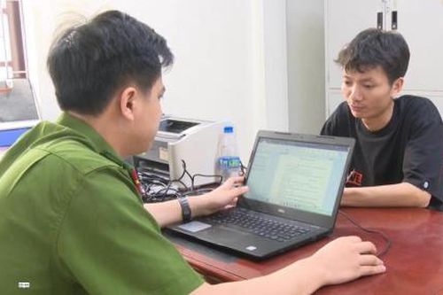 Phá chuyên án lừa đảo chiếm đoạt tài sản dưới hình thức cá cược 'Cắt đá tìm ngọc'