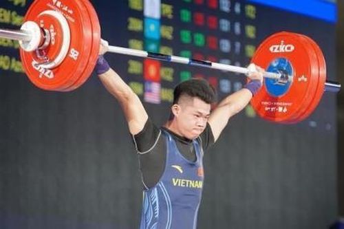 2 lực sĩ Việt Nam vô địch châu Á 2025