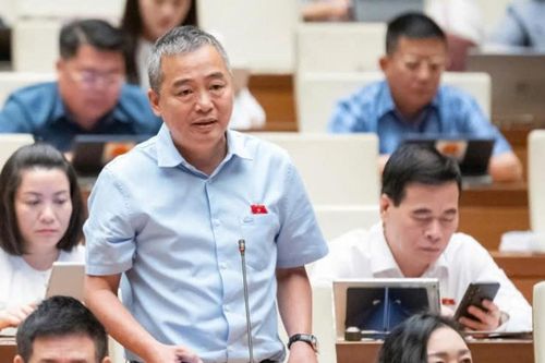 Đại biểu Quốc hội đề nghị miễn thuế thuốc bệnh nhân sử dụng trong nội trú