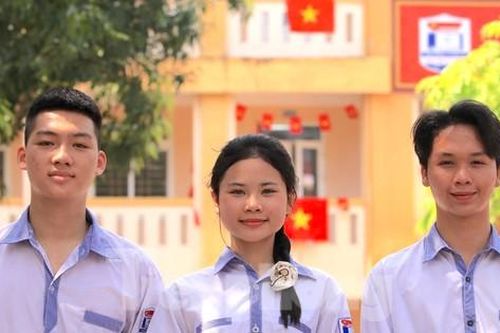 Học sinh Nghệ An háo hức 'Nói không với thuốc lá, thuốc lá điện tử'
