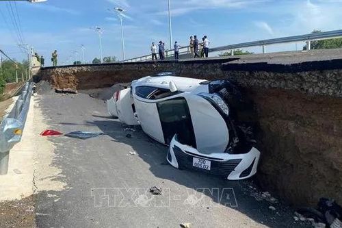 Vụ sụp lún cầu Hòa Bình ở Tây Ninh: Cục Đường bộ Việt Nam yêu cầu khẩn trương khắc phục