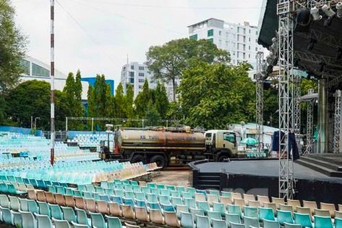 Cảnh hoang tàn ở sân khấu Lan Anh, Trống Đồng khi dừng hoạt động