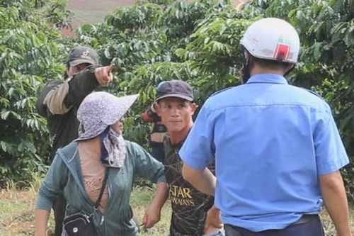 Khởi tố kẻ cầm dao rượt đuổi lực lượng giải tỏa đất bô xít ở Lâm Đồng