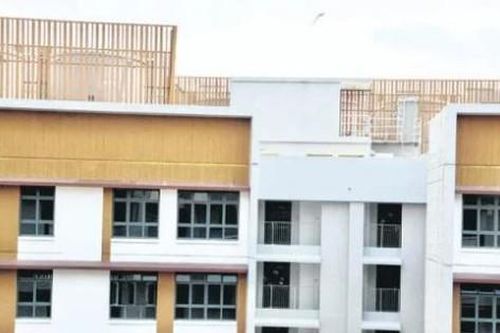 Tìm thấy cụ ông 81 tuổi trên nóc tòa nhà cao tầng sau 6 ngày mất tích