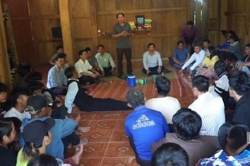 Phương án cho hơn 1.000 người dân 'mắc kẹt' giữa 2 tỉnh Kon Tum và Quảng Nam