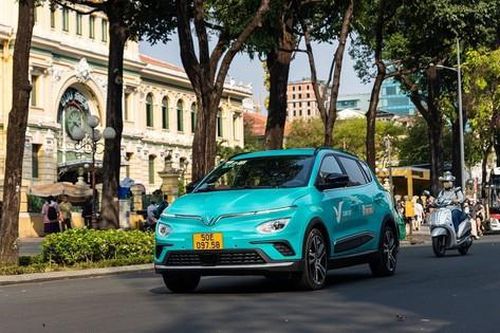 Thị phần taxi công nghệ, xe điện tiếp tục gia tăng cách biệt