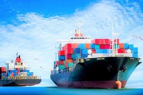 Một công ty vận tải biển tính chi gần nửa tỷ USD thay mới đội tàu