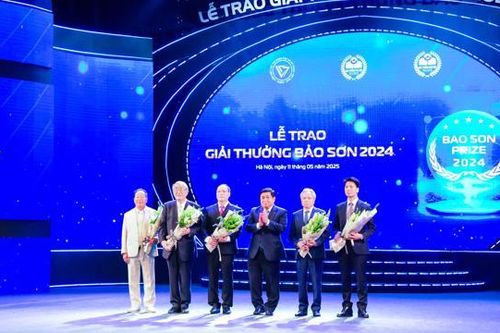 Giải thưởng Bảo Sơn 2024: Vinh danh bốn nhà khoa học xuất sắc