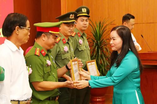 Phó trưởng ban thường trực Ban Tuyên giáo và dân vận Tỉnh ủy Nguyễn Thị Hồng Trang: Đồng Nai tập trung lãnh đạo, chỉ đạo triển khai thực hiện nghiêm túc, hiệu quả Chỉ thị số 05