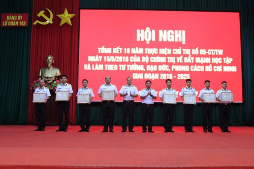 Đảng ủy Lữ đoàn 162, Vùng 4 Hải quân tổng kết 10 năm thực hiện Chỉ thị số 05 của Bộ Chính trị