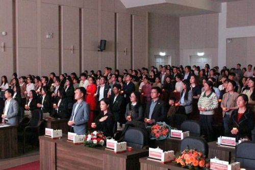 400 đại biểu tham dự Hội thảo Ứng dụng khoa học công nghệ trong nghiên cứu và chăm sóc sức khỏe