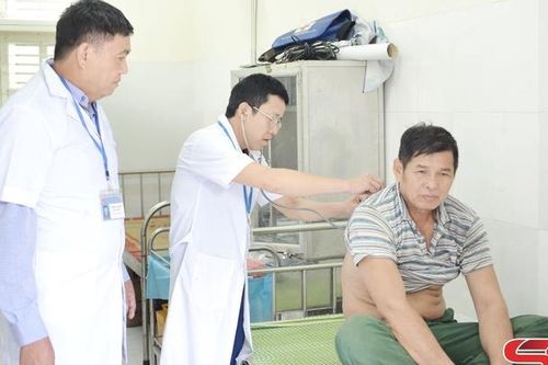 Chăm sóc sức khỏe nhân dân vùng cao