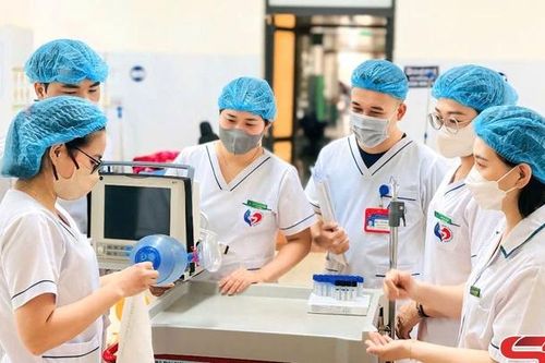 Tôn vinh nghề điều dưỡng