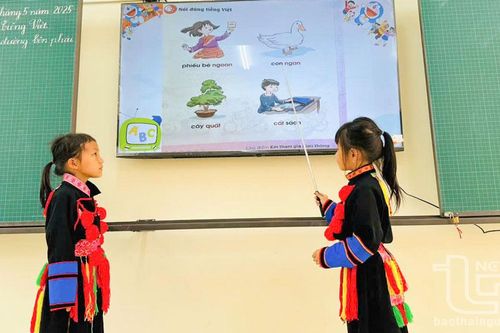 Hỗ trợ kinh phí dạy và học tiếng Việt cho trẻ em dân tộc thiểu số