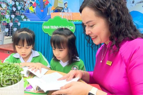 Để mái ấm không bạo lực