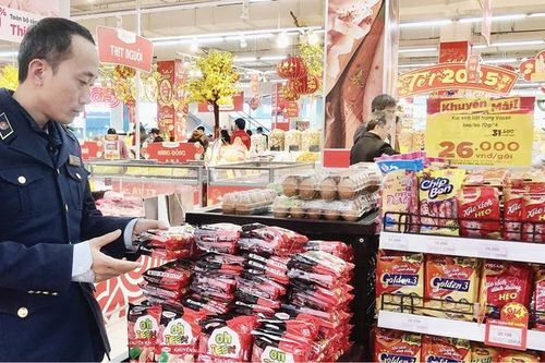 Tăng cường kiểm tra, kiểm soát hàng giả