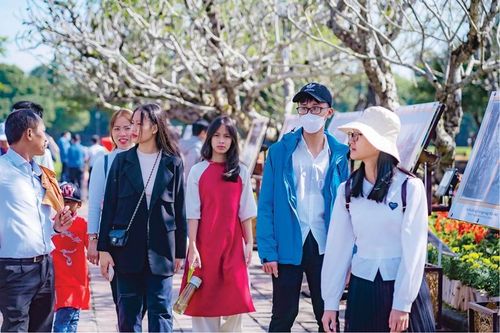 Cần 'cú hích' mới cho ngành du lịch