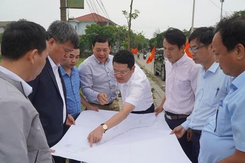 Phó Chủ tịch UBND TP. Huế Hoàng Hải Minh chỉ đạo đẩy nhanh tiến độ các dự án giao thông trọng điểm
