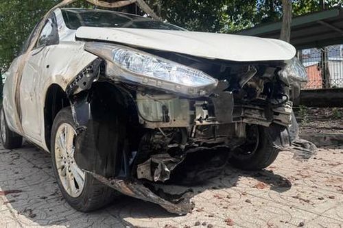 Tài xế ô tô thoát chết trong vụ sụp lún đường ở Tây Ninh: 'Còn người là còn của'