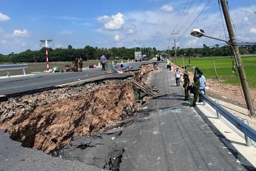 Chủ đầu tư cầu Hòa Bình khắc phục sự cố sụp lún, mời đơn vị kiểm định độc lập