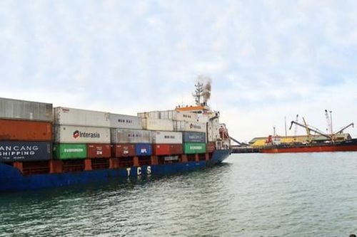 Chi lớn để hút tàu mở tuyến, hàng container qua cảng biển Hà Tĩnh vẫn 'lẹt đẹt'