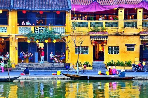 Hội An - nơi hoàn hảo cho màn cầu hôn dưới ánh đèn lồng