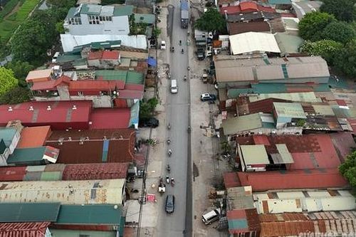 Gần 10 năm, dự án mở rộng đường Tam Trinh vẫn ngổn ngang