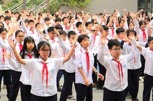 Tuyển sinh lớp 6 trường hot: Lịch thi, học phí và những điều phụ huynh cần biết