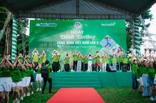 Hơn 2.000 người tham gia 'Ngày dinh dưỡng cộng đồng Việt Nam' lần thứ tư