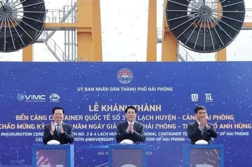 Chủ tịch nước dự lễ khánh thành 2 bến cảng container quốc tế tại Hải Phòng